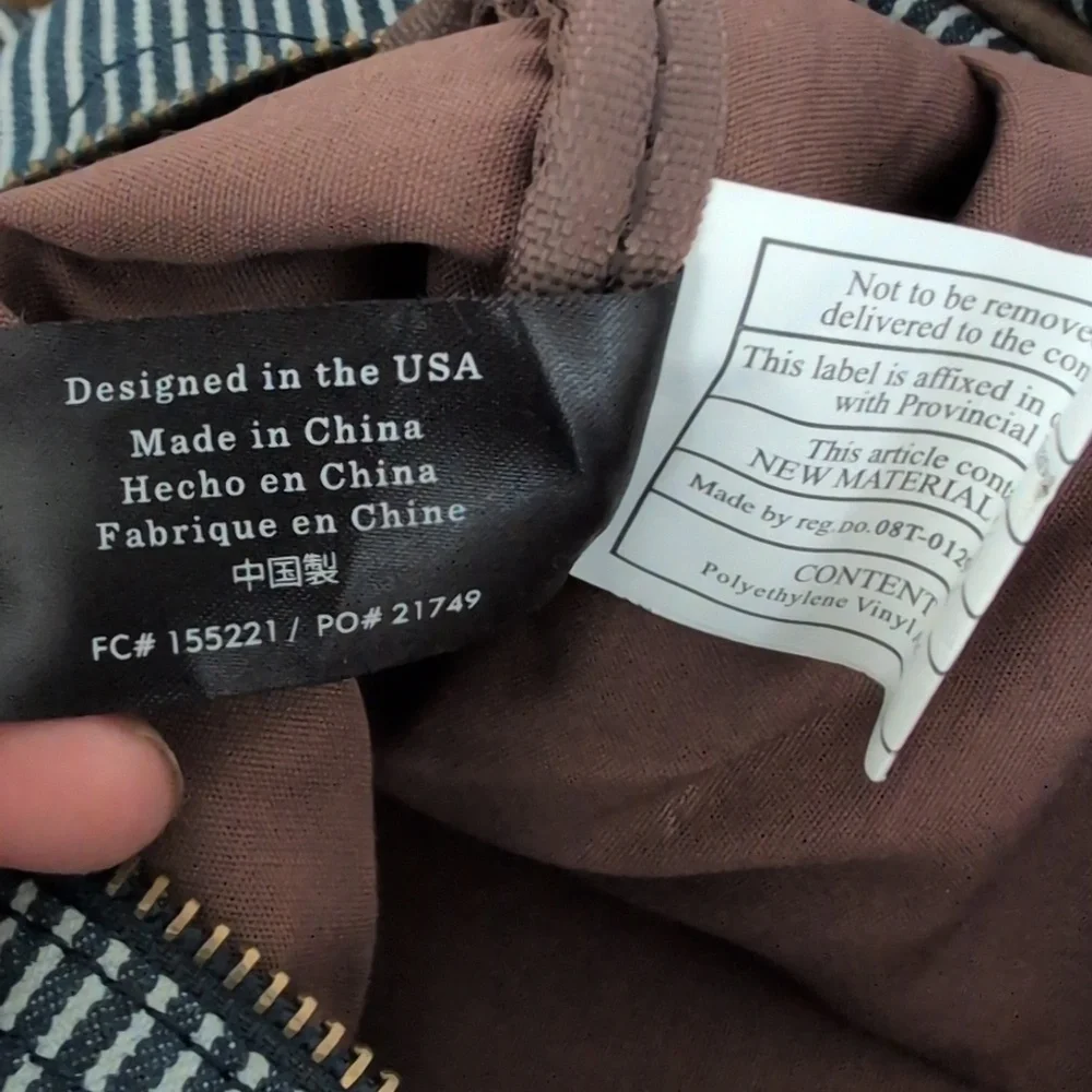 Tommy Bahama Coastal Cove Duffel Travel Weekend Bag - Picture 8 of 11